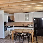 Hillside Haven - Sea View Retreat With Pool Access Semesterbostad Rapallo